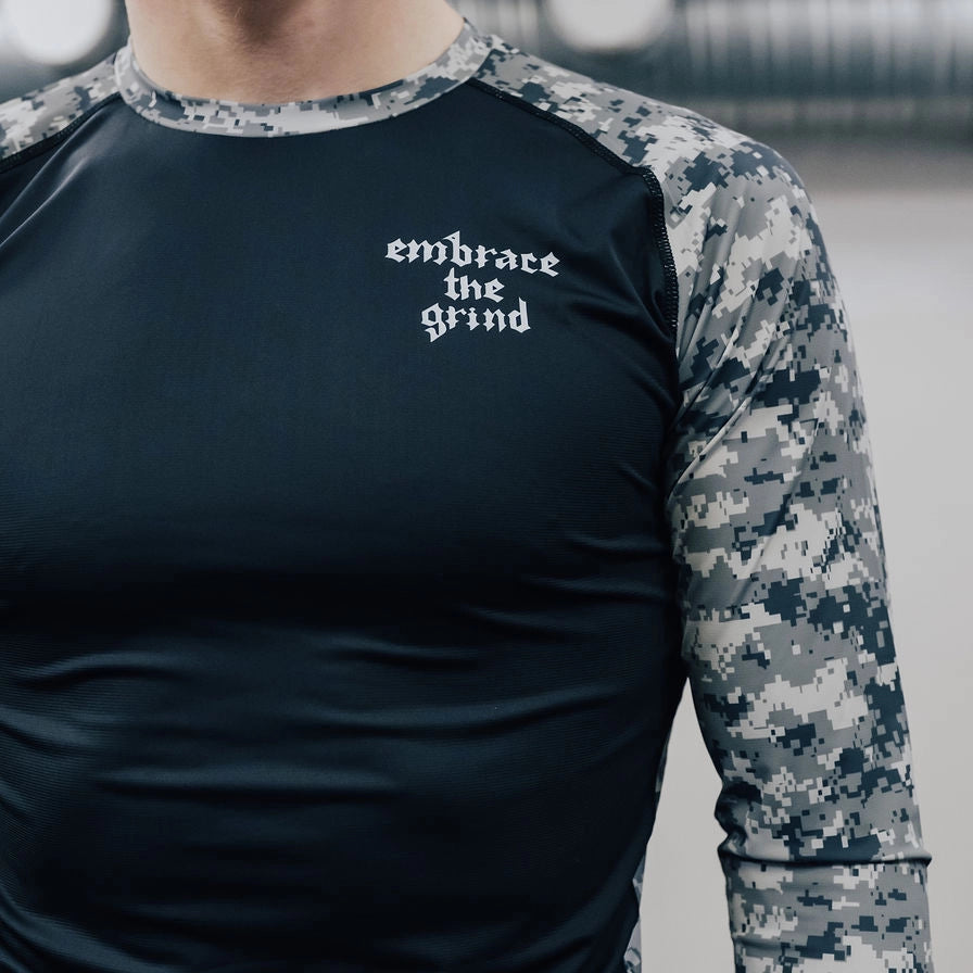 embrace-the-grind-rashguard